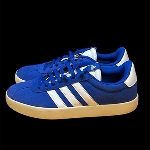 Size 8.5 - Adidas VL Court 3.0 Royal Bluebrand new no box